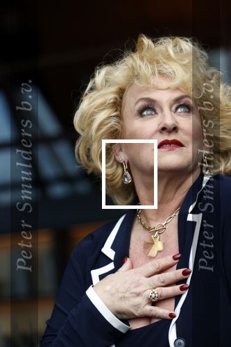 Amsterdam 2 maart 2020
Presentatie de Jantjes met oa Carry Tefsen, Karin Bloemen, Paul Groot, Mariska van Kolck, Esmee Dekker,  Samir Hassan, Mickey Vermeer en Jordy van Loon.
Presentatie vind t plaats in Carre.