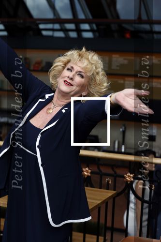 Amsterdam 2 maart 2020
Presentatie de Jantjes met oa Carry Tefsen, Karin Bloemen, Paul Groot, Mariska van Kolck, Esmee Dekker,  Samir Hassan, Mickey Vermeer en Jordy van Loon.
Presentatie vind t plaats in Carre.
