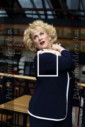 Amsterdam 2 maart 2020
Presentatie de Jantjes met oa Carry Tefsen, Karin Bloemen, Paul Groot, Mariska van Kolck, Esmee Dekker,  Samir Hassan, Mickey Vermeer en Jordy van Loon.
Presentatie vind t plaats in Carre.
