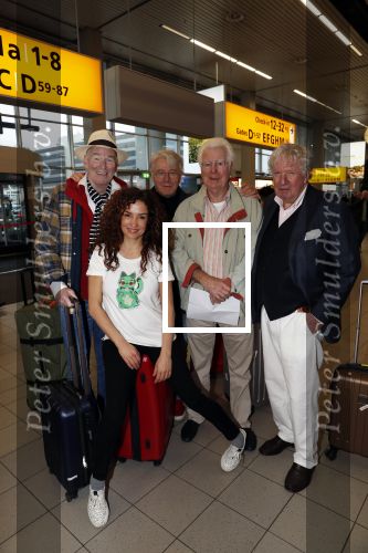 Schiphol 4 februari 2020
Katja Schuurman Peter Faber Willibrord Frequin Gerard Cox en Barrie Stevens vertrekkenb vanaf schiphol naar Suriname voor de opnames van het RTL4 programma Beter laat dan ooit.
