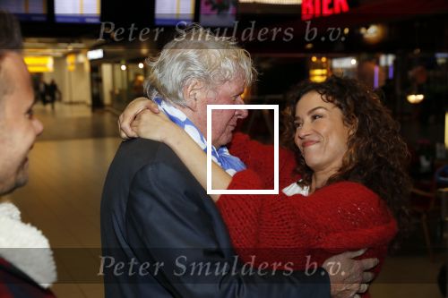 Schiphol 4 februari 2020
Katja Schuurman Peter Faber Willibrord Frequin Gerard Cox en Barrie Stevens vertrekkenb vanaf schiphol naar Suriname voor de opnames van het RTL4 programma Beter laat dan ooit.