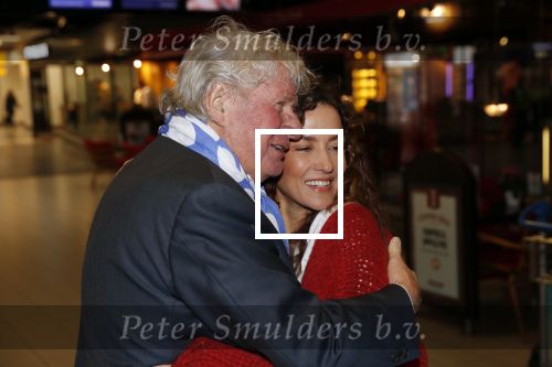 Schiphol 4 februari 2020
Katja Schuurman Peter Faber Willibrord Frequin Gerard Cox en Barrie Stevens vertrekkenb vanaf schiphol naar Suriname voor de opnames van het RTL4 programma Beter laat dan ooit.