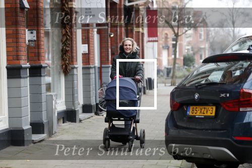 Amsterdam 24 januari 2020
Kimberley Klaver achter de kinderwagen.