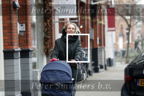 Amsterdam 24 januari 2020
Kimberley Klaver achter de kinderwagen.