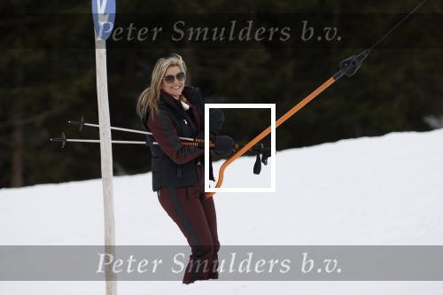 Lech 25 februari 2020
Fotouurtje Koninklijke familie. Aanwezig Koning Willem Alexander Koningin Maxima Prinses Amalia Alexia Ariane Prinses Beatrix Prins Constantijn Prinses laurentien Gravin Eloise Graaf Claus Casimir en Gravin Leonore .
