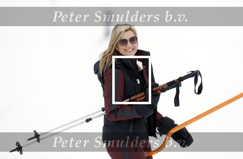 Lech 25 februari 2020
Fotouurtje Koninklijke familie. Aanwezig Koning Willem Alexander Koningin Maxima Prinses Amalia Alexia Ariane Prinses Beatrix Prins Constantijn Prinses laurentien Gravin Eloise Graaf Claus Casimir en Gravin Leonore .