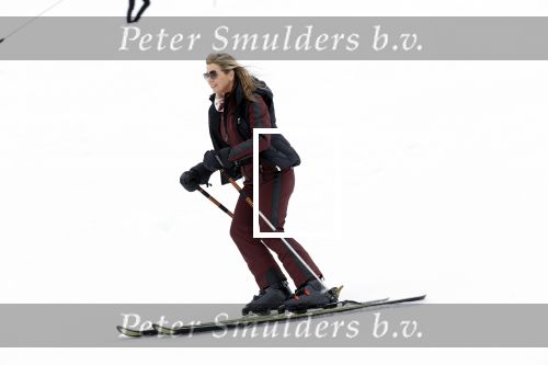 Lech 25 februari 2020
Fotouurtje Koninklijke familie. Aanwezig Koning Willem Alexander Koningin Maxima Prinses Amalia Alexia Ariane Prinses Beatrix Prins Constantijn Prinses laurentien Gravin Eloise Graaf Claus Casimir en Gravin Leonore .