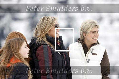 Lech 25 februari 2020
Fotouurtje Koninklijke familie. Aanwezig Koning Willem Alexander Koningin Maxima Prinses Amalia Alexia Ariane Prinses Beatrix Prins Constantijn Prinses laurentien Gravin Eloise Graaf Claus Casimir en Gravin Leonore .