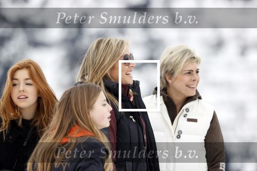 Lech 25 februari 2020
Fotouurtje Koninklijke familie. Aanwezig Koning Willem Alexander Koningin Maxima Prinses Amalia Alexia Ariane Prinses Beatrix Prins Constantijn Prinses laurentien Gravin Eloise Graaf Claus Casimir en Gravin Leonore .