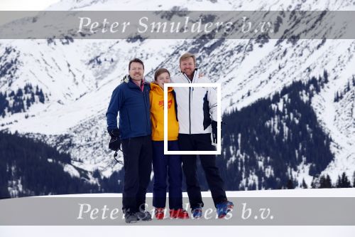 Lech 25 februari 2020
Fotouurtje Koninklijke familie. Aanwezig Koning Willem Alexander Koningin Maxima Prinses Amalia Alexia Ariane Prinses Beatrix Prins Constantijn Prinses laurentien Gravin Eloise Graaf Claus Casimir en Gravin Leonore .