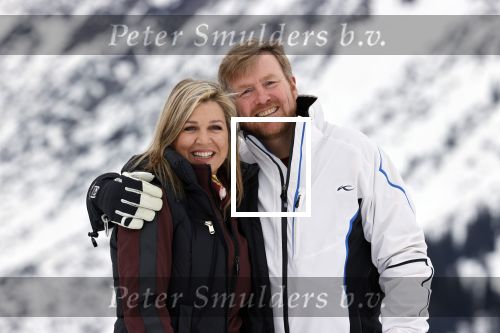 Lech 25 februari 2020
Fotouurtje Koninklijke familie. Aanwezig Koning Willem Alexander Koningin Maxima Prinses Amalia Alexia Ariane Prinses Beatrix Prins Constantijn Prinses laurentien Gravin Eloise Graaf Claus Casimir en Gravin Leonore .