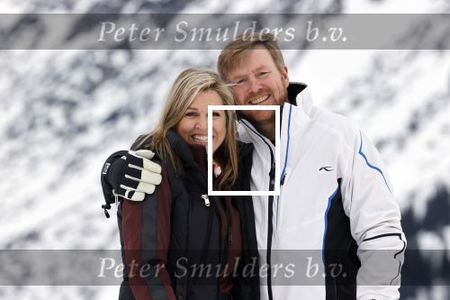 Lech 25 februari 2020
Fotouurtje Koninklijke familie. Aanwezig Koning Willem Alexander Koningin Maxima Prinses Amalia Alexia Ariane Prinses Beatrix Prins Constantijn Prinses laurentien Gravin Eloise Graaf Claus Casimir en Gravin Leonore .