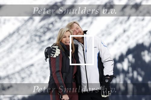 Lech 25 februari 2020
Fotouurtje Koninklijke familie. Aanwezig Koning Willem Alexander Koningin Maxima Prinses Amalia Alexia Ariane Prinses Beatrix Prins Constantijn Prinses laurentien Gravin Eloise Graaf Claus Casimir en Gravin Leonore .