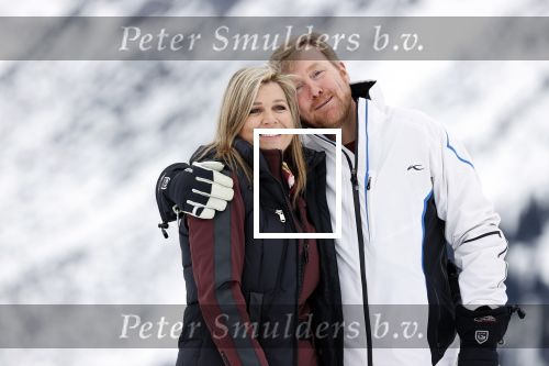 Lech 25 februari 2020
Fotouurtje Koninklijke familie. Aanwezig Koning Willem Alexander Koningin Maxima Prinses Amalia Alexia Ariane Prinses Beatrix Prins Constantijn Prinses laurentien Gravin Eloise Graaf Claus Casimir en Gravin Leonore .