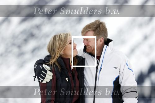 Lech 25 februari 2020
Fotouurtje Koninklijke familie. Aanwezig Koning Willem Alexander Koningin Maxima Prinses Amalia Alexia Ariane Prinses Beatrix Prins Constantijn Prinses laurentien Gravin Eloise Graaf Claus Casimir en Gravin Leonore .