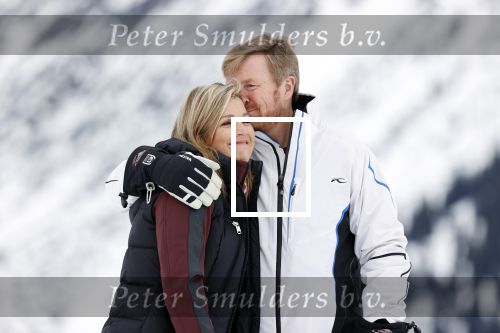 Lech 25 februari 2020
Fotouurtje Koninklijke familie. Aanwezig Koning Willem Alexander Koningin Maxima Prinses Amalia Alexia Ariane Prinses Beatrix Prins Constantijn Prinses laurentien Gravin Eloise Graaf Claus Casimir en Gravin Leonore .