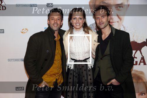 Amsterdam 10 februari 2020
Premiere van de beentjes van Sint Hildegard in Tuschinski met in de hoofdrollen Herman Finkers Johanna ter Steege Leonie ter Braak Ferdi Stofmeel en Daphne Bunskoek . Leonie ter Braak met