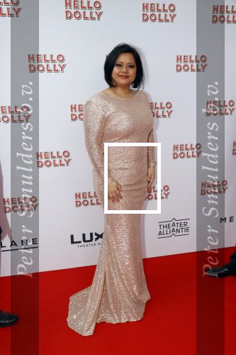 Rotterdam 8 maart 2020
Premiere Hello Dolly in het nieuwe Luxor. Linda Wagenmakers kwam met haar man
