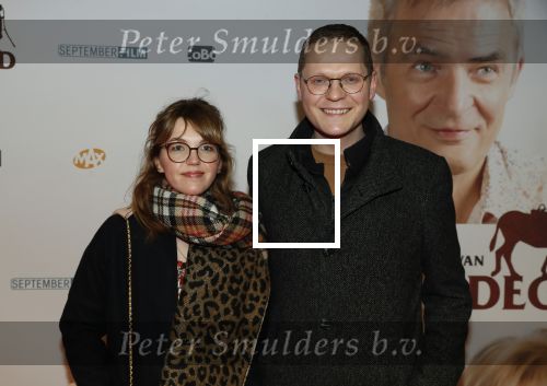 Amsterdam 10 februari 2020
Premiere van de beentjes van Sint Hildegard in Tuschinski met in de hoofdrollen Herman Finkers Johanna ter Steege Leonie ter Braak Ferdi Stofmeel en Daphne Bunskoek . Luuk Ikink met zijn vrouw