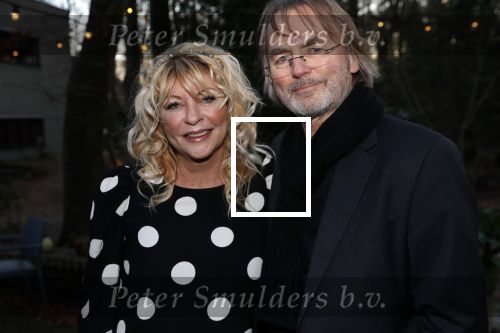 Hilversum 5 januari 2020
Peter Koelewijn krijgt een lintje van Burgemeester Pieter Broertjes.
Event vond plaats in de wisseloord studios. manuela Kemp met haar man Tjerk lammers