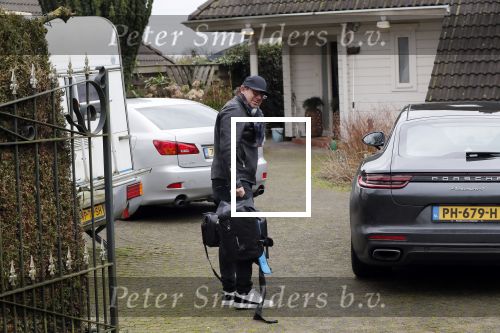 Stompetoren 8 en 9 februari en Alkmaar 2020
Marco Borsato woont tijdelijk bij zijn moeder in huis.
Mary heeft een bruidwinkel â€œde witte markies â€œ in het centrum van Alkmaar