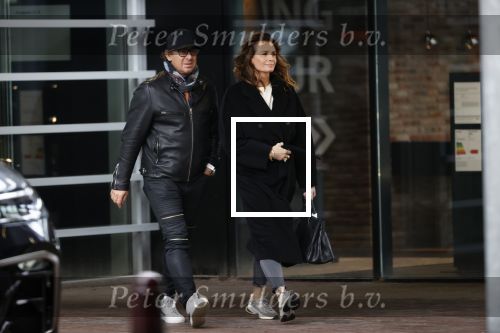 Amsterdam 15 februari 2020
Marco Borsato en Leontine Borsato gaan samen naar Mini Amsterdam waar ze voor Leontine een Mini Countryman hebben gekocht.
