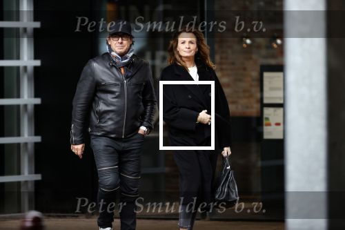 Amsterdam 15 februari 2020
Marco Borsato en Leontine Borsato gaan samen naar Mini Amsterdam waar ze voor Leontine een Mini Countryman hebben gekocht.