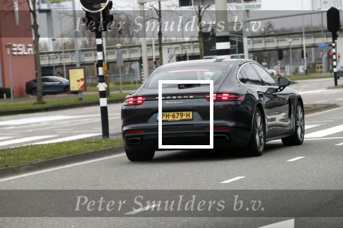 Amsterdam 15 februari 2020
Marco Borsato en Leontine Borsato gaan samen naar Mini Amsterdam waar ze voor Leontine een Mini Countryman hebben gekocht.