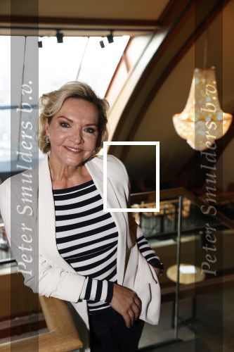 Amsterdam 2 maart 2020
Presentatie de Jantjes met oa Carry Tefsen, Karin Bloemen, Paul Groot, Mariska van Kolck, Esmee Dekker,  Samir Hassan, Mickey Vermeer en Jordy van Loon.
Presentatie vind t plaats in Carre.
