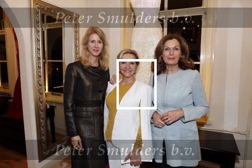 Nuland 28 januari 2020
Opening nieuwe winkel Addy v d Krommenacker in Villa Maasdonk. Mariska v Kolck Mona Keijzer en Liz Snoijink