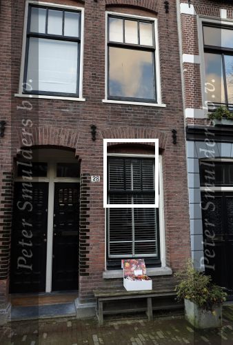 Amsterdam 10 januari 2020
Voor het huis van Matthijs v Nieuwkerk staat een doos met boeken die mensen gratis mee mogen nemen.