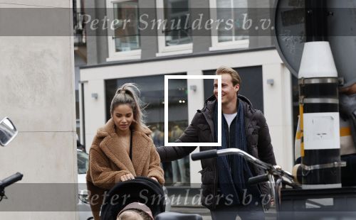 Amsterdam 29 februari 2020
Monica Geuze met haar nieuwe vriend Robbert Kroese op de pc hooftstraat.