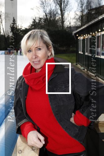 Amsterdam 4 februari 2020
Perspresentatie Hollandse 100 voor Lymph&Co op de Jaap Eden schaatsbaan.
Prins Bernahrd jr en Prinses Margriet zijn ook aanwezig. Monique des Bouvrie kwam met zoon jan
