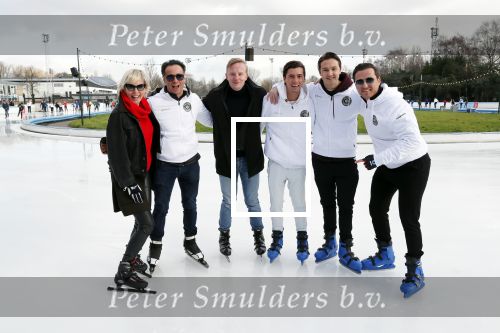 Amsterdam 4 februari 2020
Perspresentatie Hollandse 100 voor Lymph&Co op de Jaap Eden schaatsbaan.
Prins Bernahrd jr en Prinses Margriet zijn ook aanwezig. Nino Wilkes en Maxim Froger  en Monique des Bouvrie en zoon jan en Benjamin Aslan