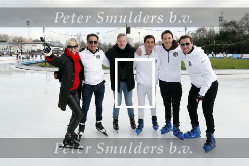 Amsterdam 4 februari 2020
Perspresentatie Hollandse 100 voor Lymph&Co op de Jaap Eden schaatsbaan.
Prins Bernahrd jr en Prinses Margriet zijn ook aanwezig. Nino Wilkes en Maxim Froger  en Monique des Bouvrie en zoon jan en Benjamin Aslan