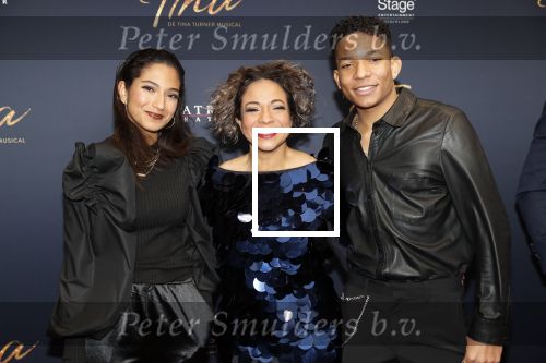 Utrecht 9 februari 2020
Premiere Tina Turner musical in het Beatrix Theater.
Nurlaila Karim met haar kinderen