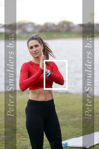 Ouderkerk aan de Amstel 17 maart 2020
Nicolette Kluijver en PT Olga Kocak geven live op insta een training voor hun volgers ivm het Corona Virus