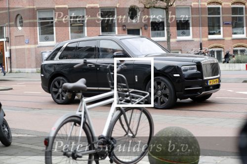 Amsterdam 30 januari 2020
Oud voetballer Oussama Assaidi  in zijn niwue Rolls Royce SUV in Amsterdam zuid.