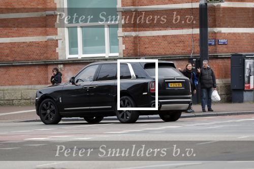 Amsterdam 30 januari 2020
Oud voetballer Oussama Assaidi  in zijn niwue Rolls Royce SUV in Amsterdam zuid.