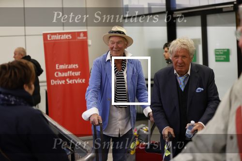 Schiphol 28 februari 2020
Aankomst Willibrord Frequin Barry Stevens Gerard Cox en Peter Faber op schiphol na de opnames van hun programma beter laat dan nooit.