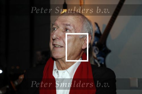 Hilversum 5 januari 2020
Peter Koelewijn krijgt een lintje van Burgemeester Pieter Broertjes.
Event vond plaats in de wisseloord studios.