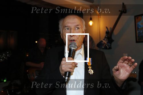 Hilversum 5 januari 2020
Peter Koelewijn krijgt een lintje van Burgemeester Pieter Broertjes.
Event vond plaats in de wisseloord studios.