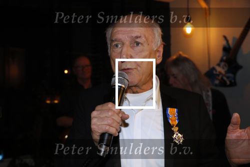 Hilversum 5 januari 2020
Peter Koelewijn krijgt een lintje van Burgemeester Pieter Broertjes.
Event vond plaats in de wisseloord studios.