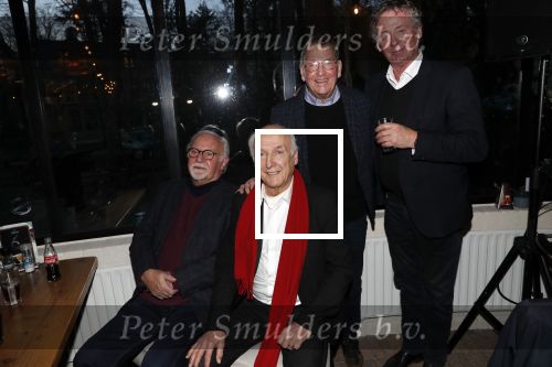 Hilversum 5 januari 2020
Peter Koelewijn krijgt een lintje van Burgemeester Pieter Broertjes.
Event vond plaats in de wisseloord studios. peter en zijn rockets