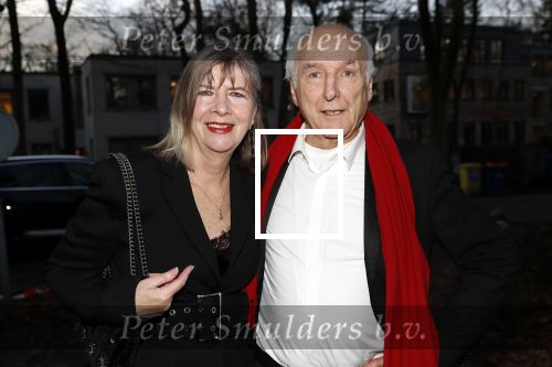 Hilversum 5 januari 2020
Peter Koelewijn krijgt een lintje van Burgemeester Pieter Broertjes.
Event vond plaats in de wisseloord studios. Peter met zijn vrouw