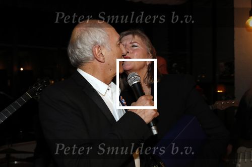 Hilversum 5 januari 2020
Peter Koelewijn krijgt een lintje van Burgemeester Pieter Broertjes.
Event vond plaats in de wisseloord studios. Peter met zijn vrouw