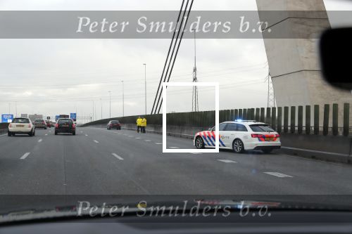 Nuiden 29 januari 2020
File op A1 . Poltie audi A6 station