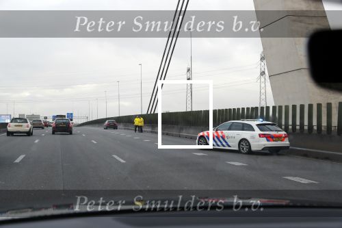 Nuiden 29 januari 2020
File op A1 . Poltie audi A6 station
