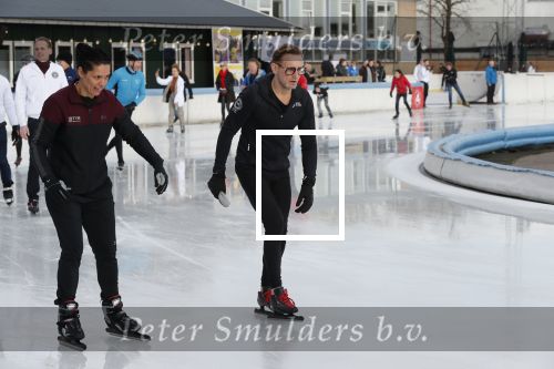 Amsterdam 4 februari 2020
Perspresentatie Hollandse 100 voor Lymph&Co op de Jaap Eden schaatsbaan.
Prins Bernahrd jr en Prinses Margriet zijn ook aanwezig.