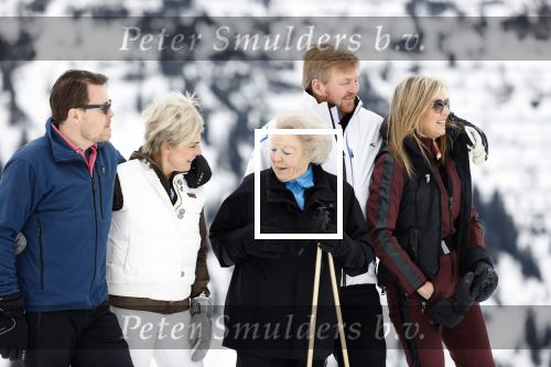 Lech 25 februari 2020
Fotouurtje Koninklijke familie. Aanwezig Koning Willem Alexander Koningin Maxima Prinses Amalia Alexia Ariane Prinses Beatrix Prins Constantijn Prinses laurentien Gravin Eloise Graaf Claus Casimir en Gravin Leonore .